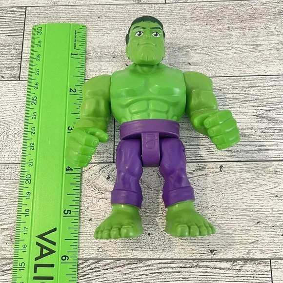 Hulk Action Figure 2018 Hasbro Kids Toy 5.5” - Picture 10 of 10